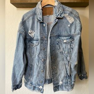 American Eagle| AE Distressed Jean Jacket, Size XS•••Wardrobe Staple
